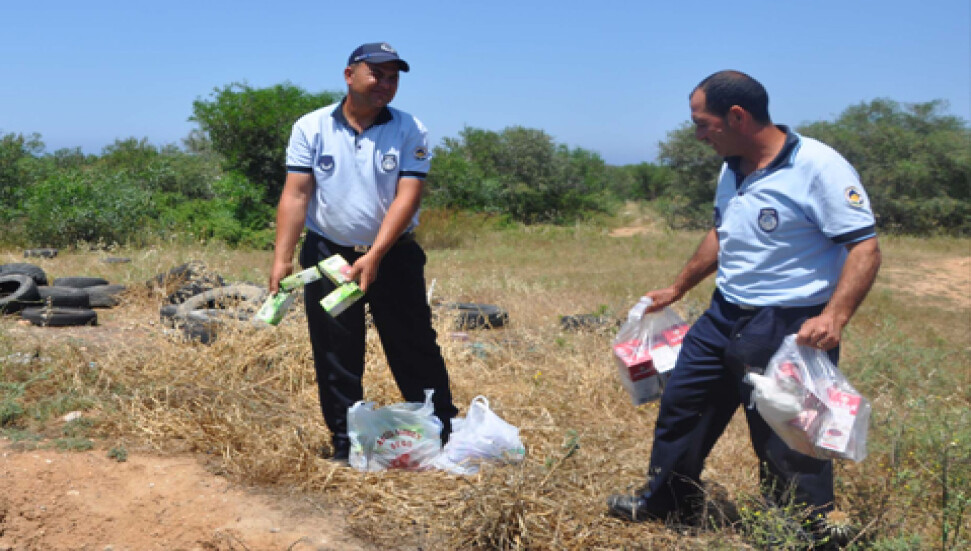 Yenierenköyde, domuz etli şeftali kebapları toplatıldı