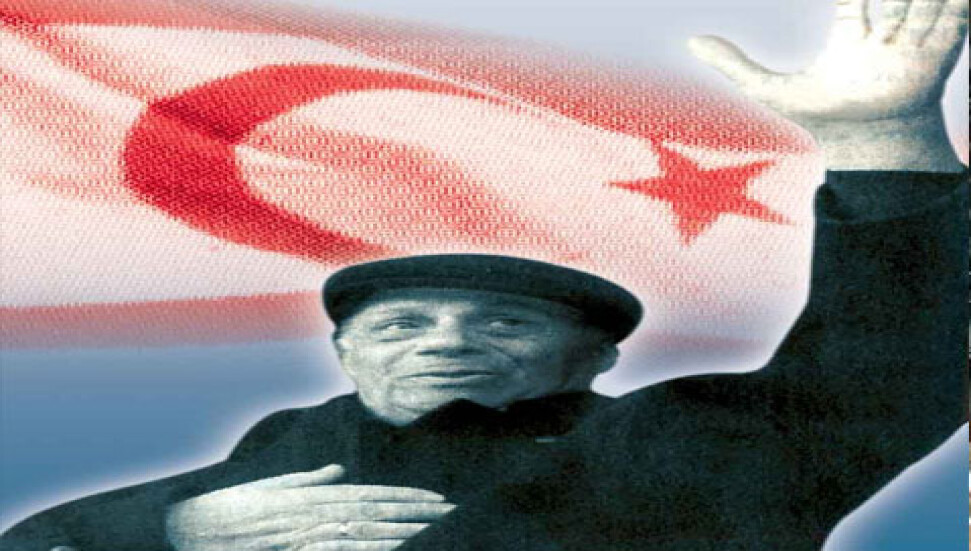 Savaşan: "Durum çok kritik, ancak Denktaş hayatta"