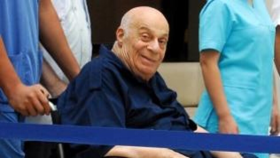 Denktaş'ı; Sezer, Yiğit, Yüksel, Türk, Türkmen ve Rahşan Ecevit ziyaret etti