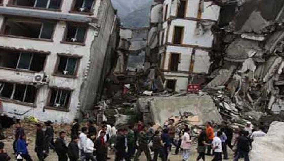 Ekvador'da meydana gelen 7,8 büyüklüğündeki depremde 77 kişi yaşamını yitirdi