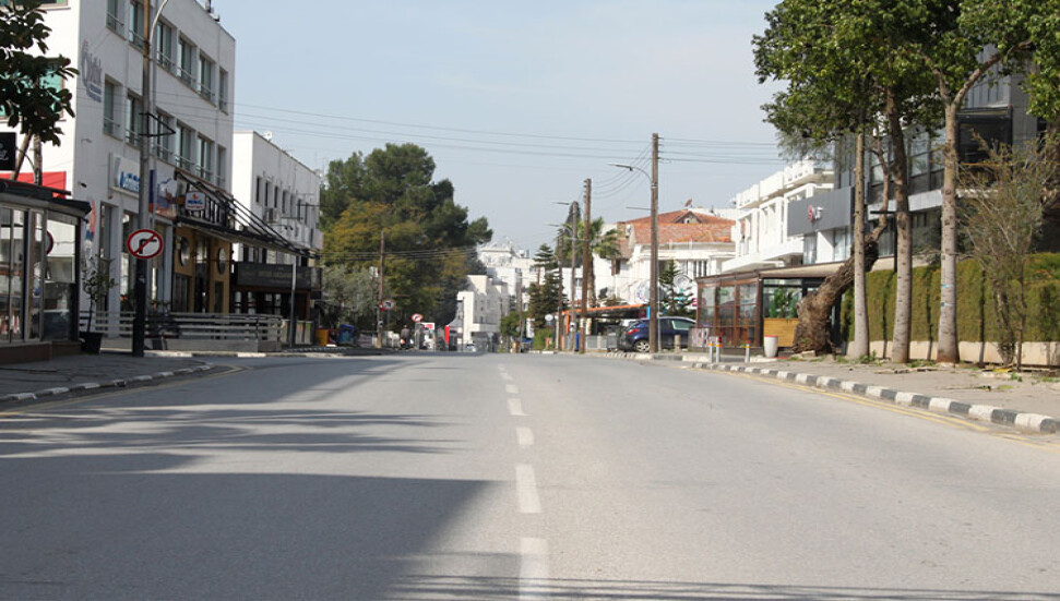 Kısmi sokağa çıkma yasağı uygulanmaya başlandı