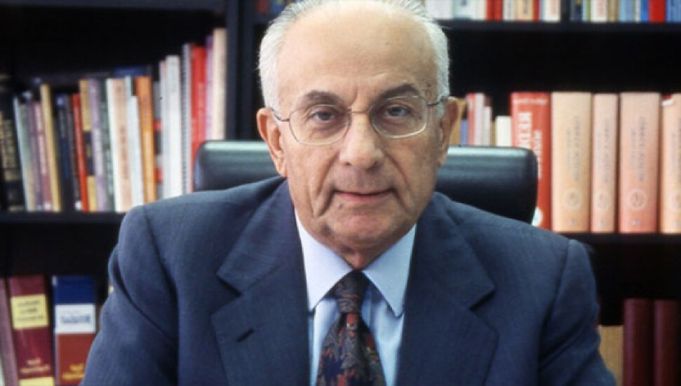 Hakkı Devrim hayatını kaybetti!