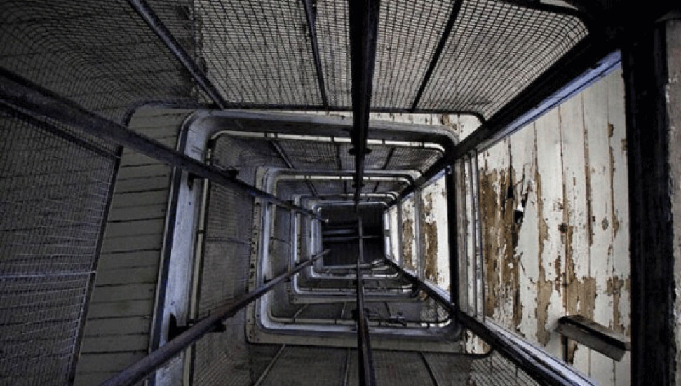 Girne'de asansör kazası: 25 yaşındaki Uğur Kılıçsallayan ağır yaralandı