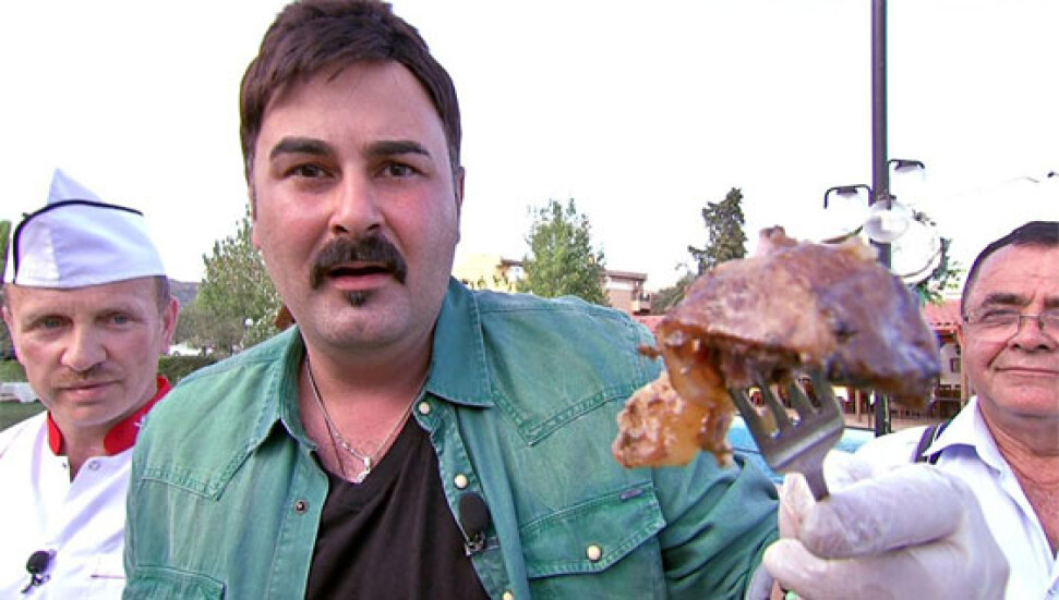 Diyar diyar gezip yemek yiyen "Maceracı"ya FETÖ'den tutuklama