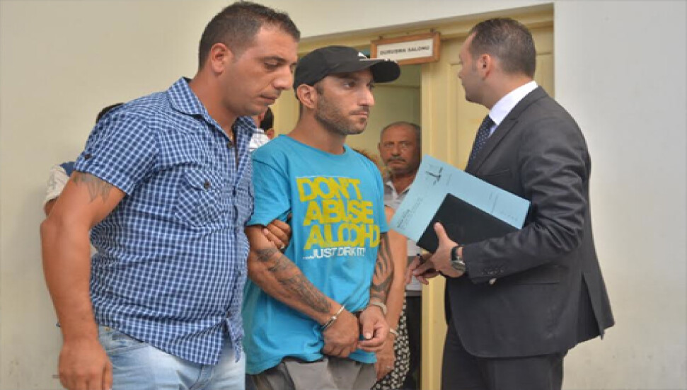 Tır dorsesinde Türkiye'ye gidecekti!