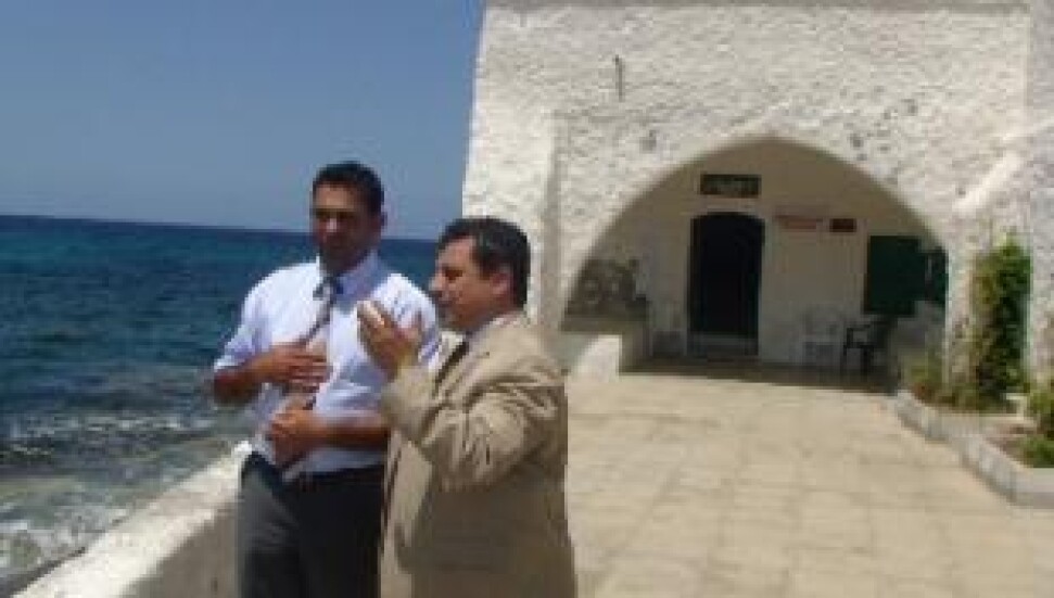 Dürüst, Girne ve Çatalköy'de incelemelerde bulundu