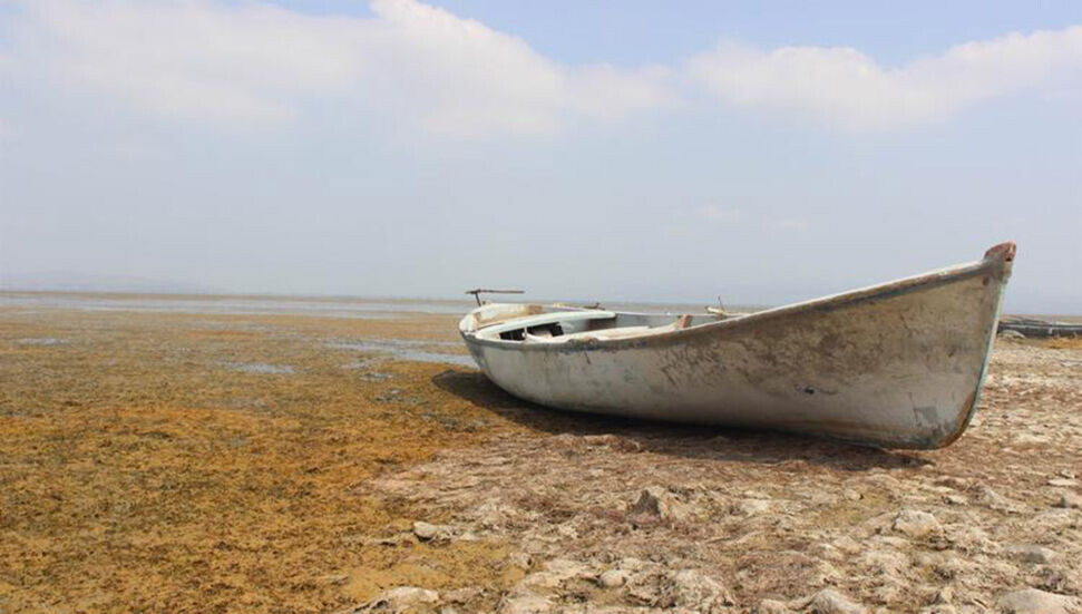 Marmara Gölü kuruyor
