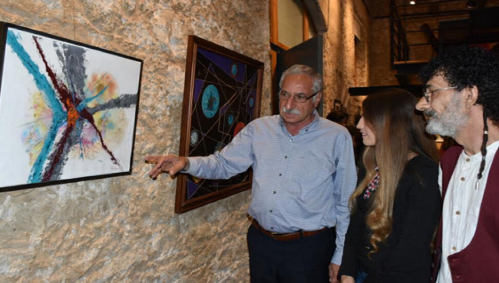 Ekincinin, 'İz' isimli resim sergisi açıldı