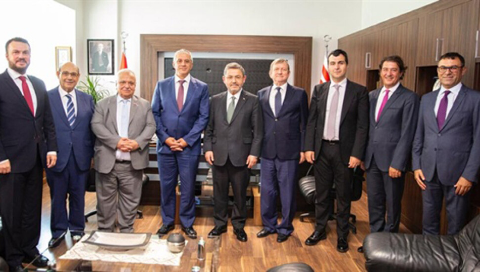 Ekonomi Bakanı Taçoy, Turkcell ve KKTCELL Yönetim Kurulu ile görüştü