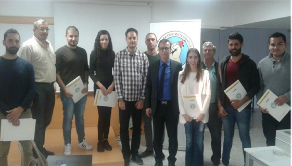 Kıbrıs Türk ve Rum Elektrik Müteahhitleri Birlikleri'nin düzeneldiği PLC eğitimine katılanlara sertifikaları verildi!