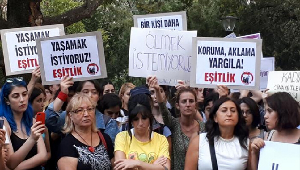 Emine Bulut cinayetine Türkiye çapında öfke gösterildi