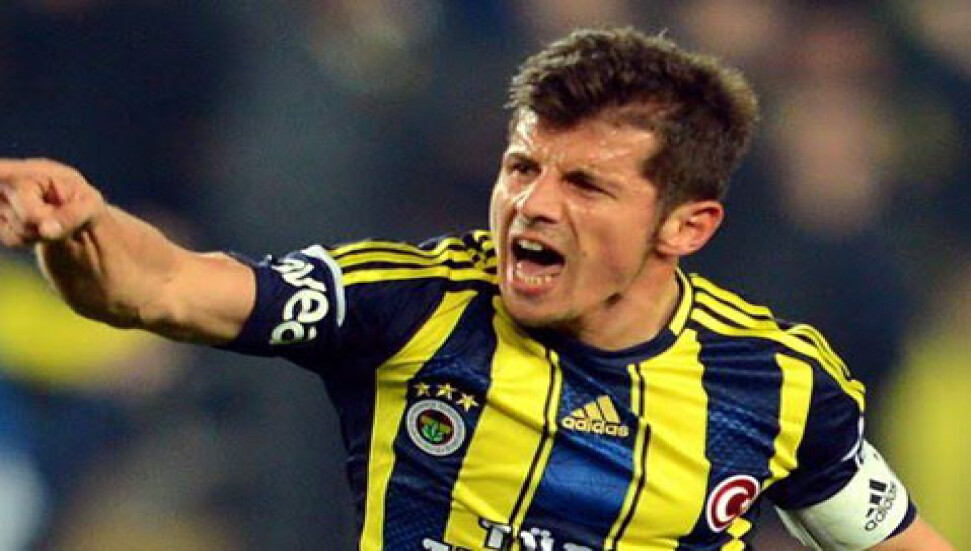 Emre Belözoğlu: Fenerbahçe bayrağını arkadaşlarımla beraber yere koymadık