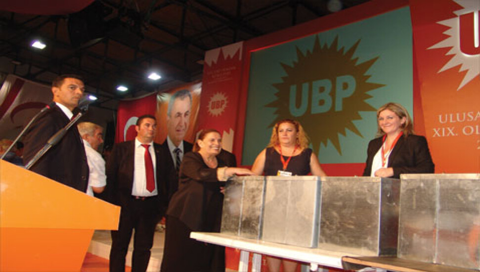 Divan'ın kararı: Başbakan İrsen Küçük!