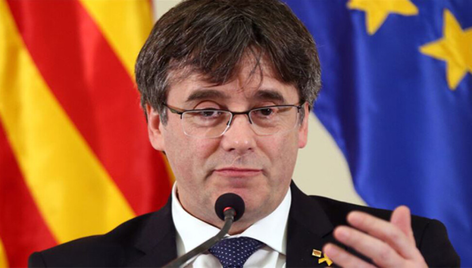 Eski Katalan lider Puigdemont teslim oldu