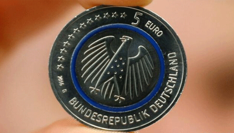 Madeni 5 euro tedavüle girdi