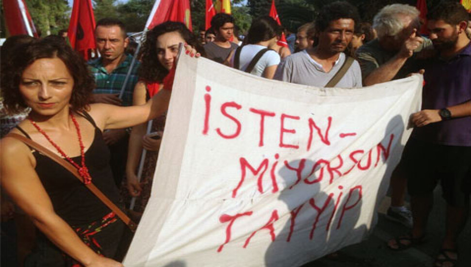 Erdoğan karşıtı protestoda gözaltına alınan 3 kişiye dava okundu