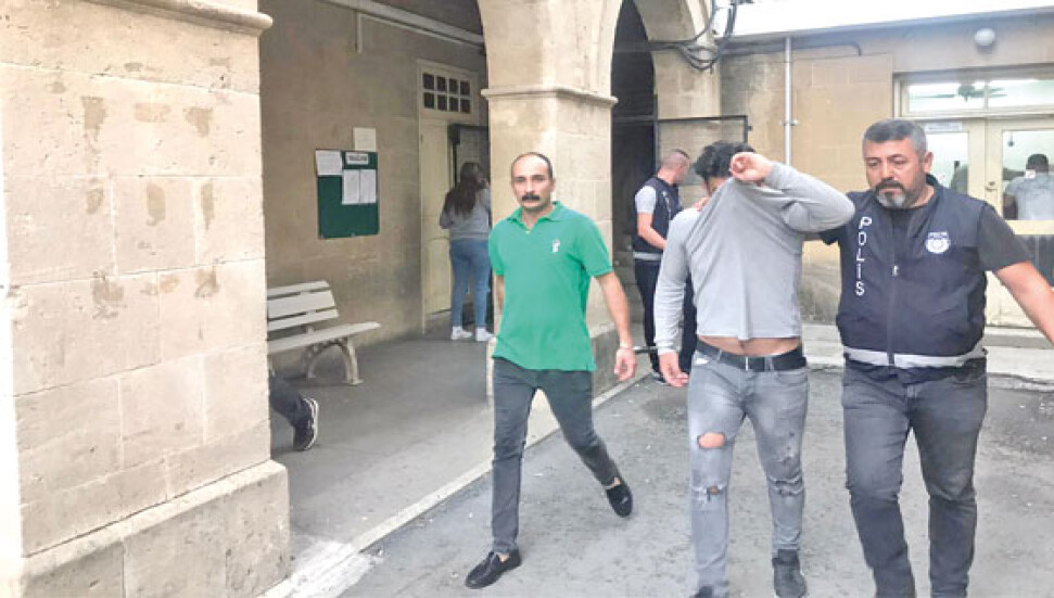 Fuhuş çetesi hapsi boyladı!