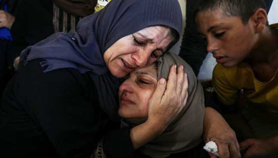 Gazze 2 çocuk şehidini uğurladı