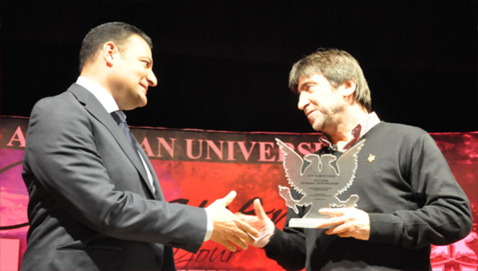 GAÜ'den NTV ve Rıdvan Dilmen'e ödül