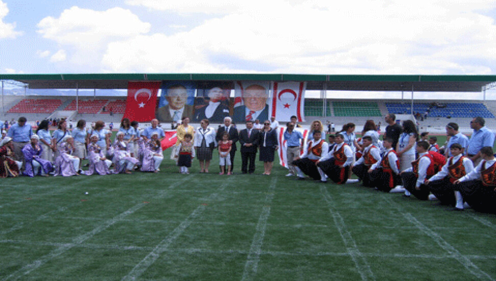 Dürüst: "Vatanını en çok seven, görevini en iyi yapandır"