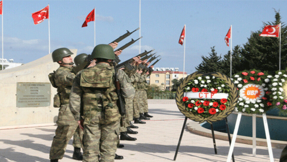 Kumsal Baskını Şehitleri Anıtı'nda tören