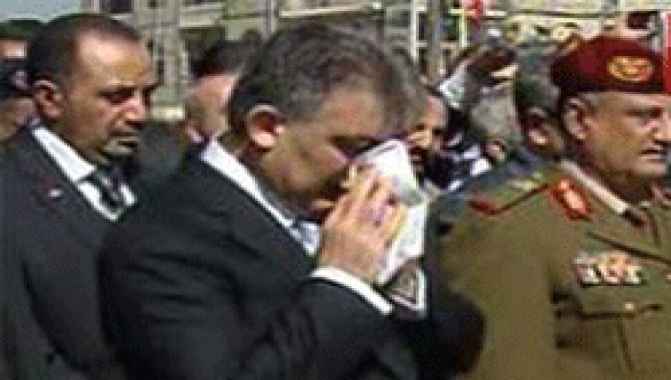 Abdullah Gül, gözyaşlarına boğuldu