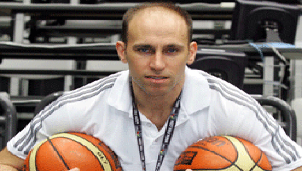 Ünlü basketbolcu Harun Erdenay, spor camiası ile buluşuyor