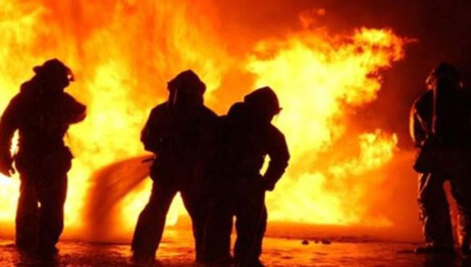 Hawaii'de çok katlı binada yangın