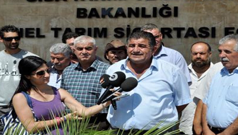 Hayvancıdan Başbakanlığa siyah çelenk