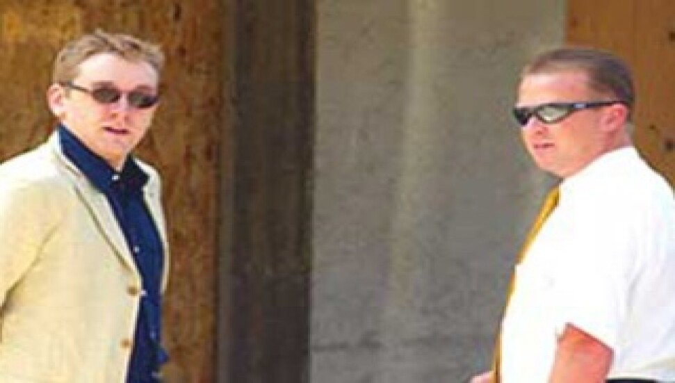 Dolandırıcı İngiliz iflas ettirildi