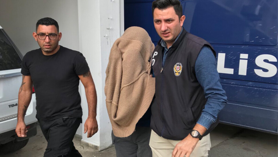 İnternet üstünden eski kız arkadaşının fotoğraflarını paylaştı, tutuklandı