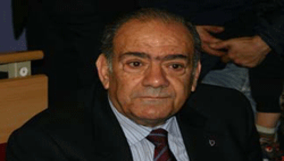 Siyaset ve basının sembol isimlerinden İsmet Kotak, hayata gözlerini yumdu