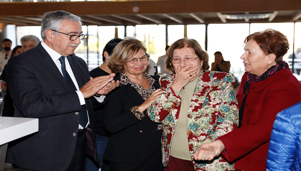 “Kâmran Aziz ve Arkadaşları” müzik topluluğunun CD’si etkinlikle tanıtıldı