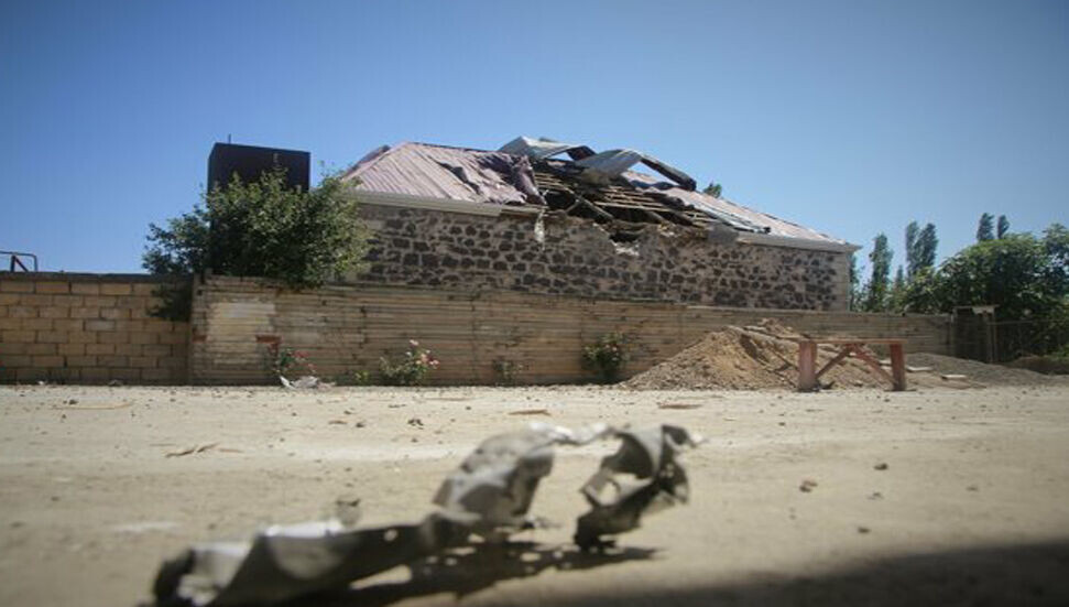 Azerbaycan Savunma Bakanlığı: Dağlık Karabağ'da 2 Ermeni taburunun mevzileri yok edildi