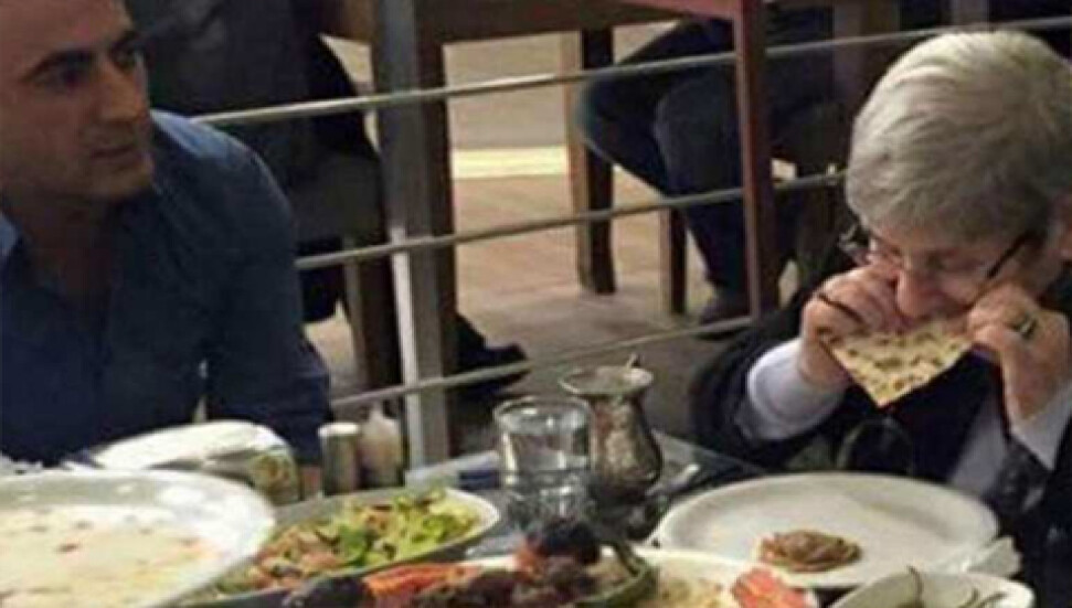 Karatay konuştu: "Unlu mamul değil lahmacun yedim"