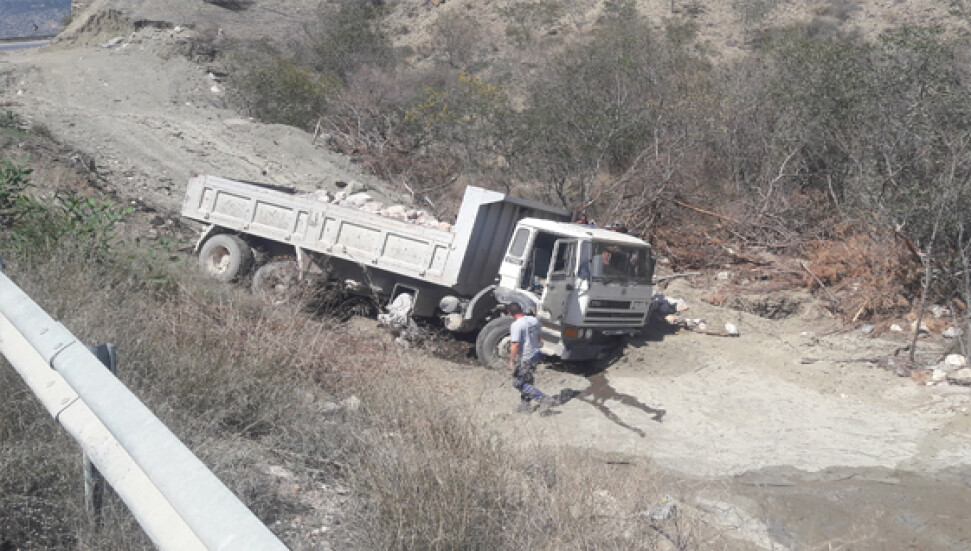 Değirmenlik yolunda korkutan kaza; iki kişi yaralandı...