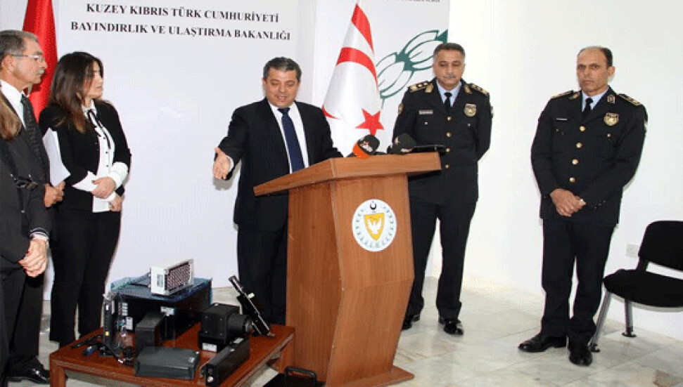 Yeni alınan 7 adet seyyar radar cihazı törenle polis teşkilatına teslim edildi