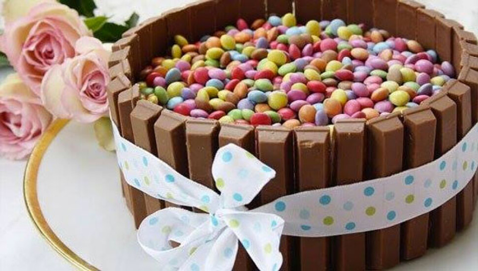 Kıbrıs Türk Kültür Derneği'nden İngiltere'de pasta süsleme kursu