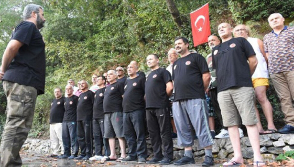 Kıbrıs'ta askerlik yaptılar, 30 yıldır farklı şehirlerde buluşuyorlar
