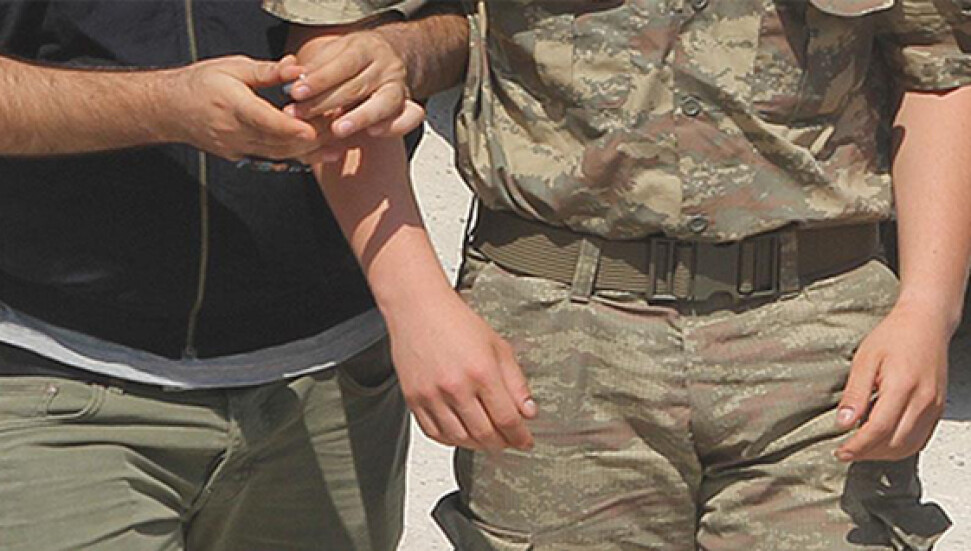 KKTC ve Türkiye'de gece saatlerinde FETÖ operasyonu: 223 asker için yakalama ve gözaltı kararı