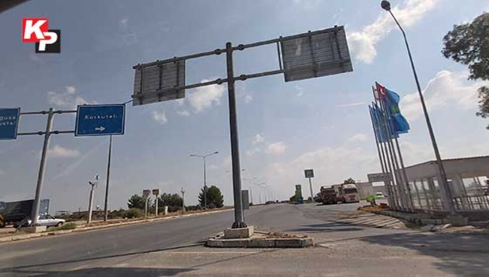 Korkuteli kavşağı ölüm saçıyor, köylü tedirgin