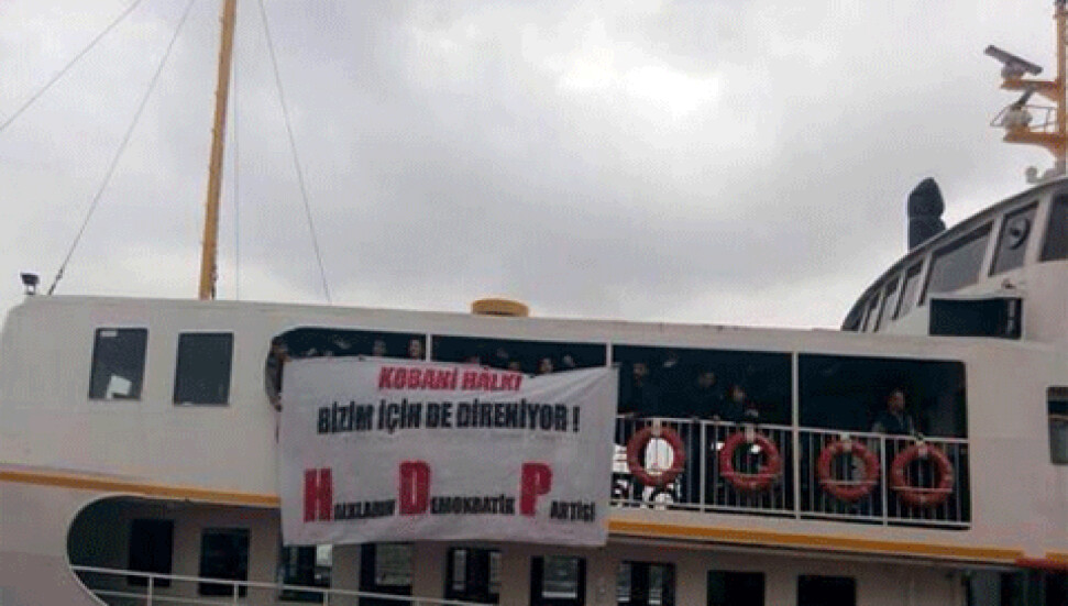 Kobani için vapur işgal ettiler