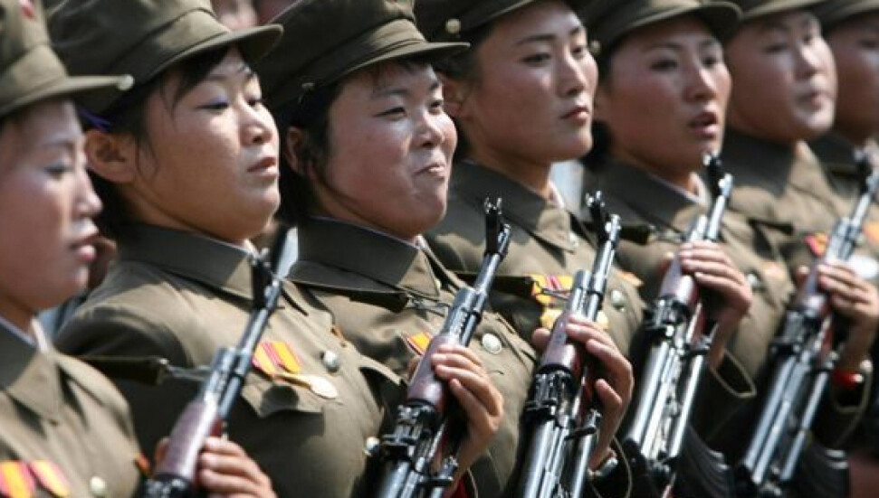 Kuzey Kore'de kadın askerlere "tecavüz ediliyor"