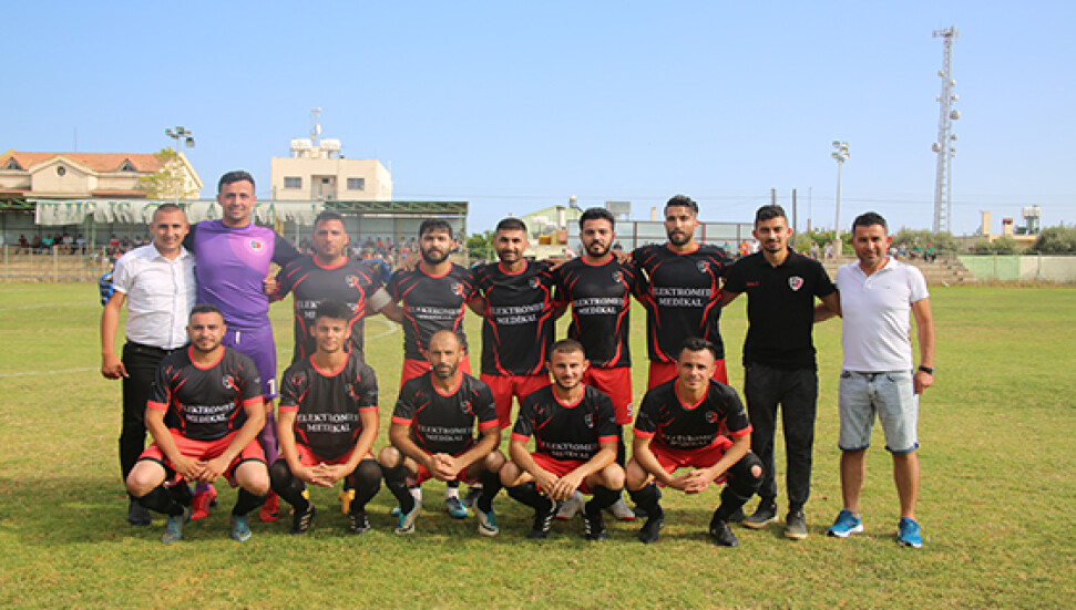 Kumyalı zirveyi ele geçirdi