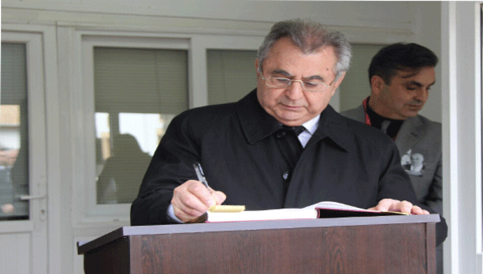 Devlet yetkilileri ve vatandaşlar duygularını taziye defterine yazdı