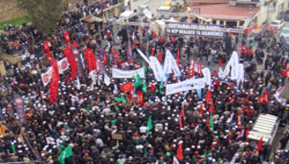 Küçük'ten miting yorumu: "Kamu çalışanlarının katılımı %20'de kaldı"