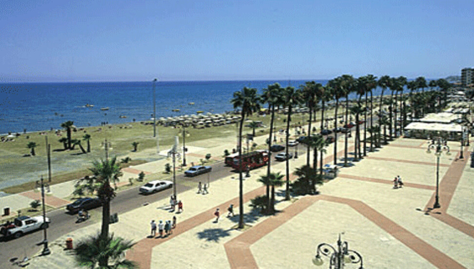 Açtığı davayı kazandı: Rum göçmenler Türk binalarından çıkarılıyor