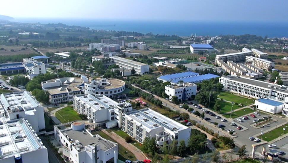 LAÜ'de "Ulusal Yaşlılık Sempozyumu" düzenleniyor