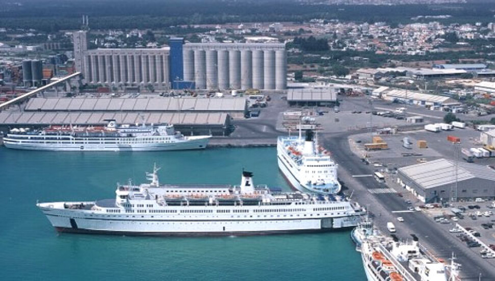 Dimitriadis, Limasol Limanı'ndaki sorunu çözmek için ilgili şirketlerle görüştü