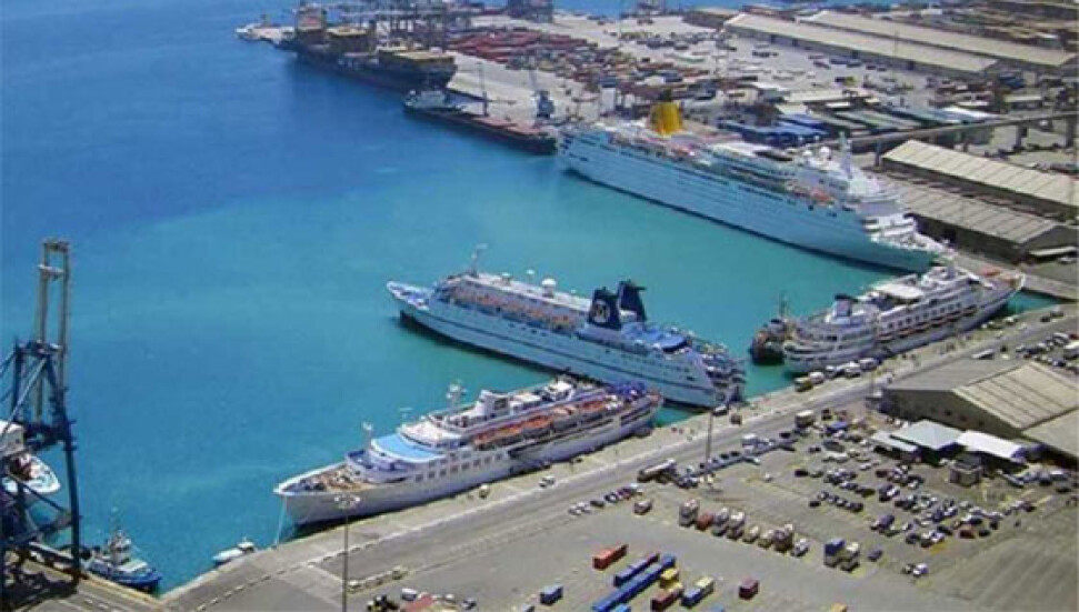 LNG Tankeri Limasol Limanı'na çekildi